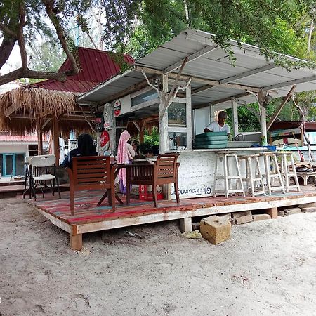 Coral Beach 2 Bungalow ギリ・トラワンガン エクステリア 写真