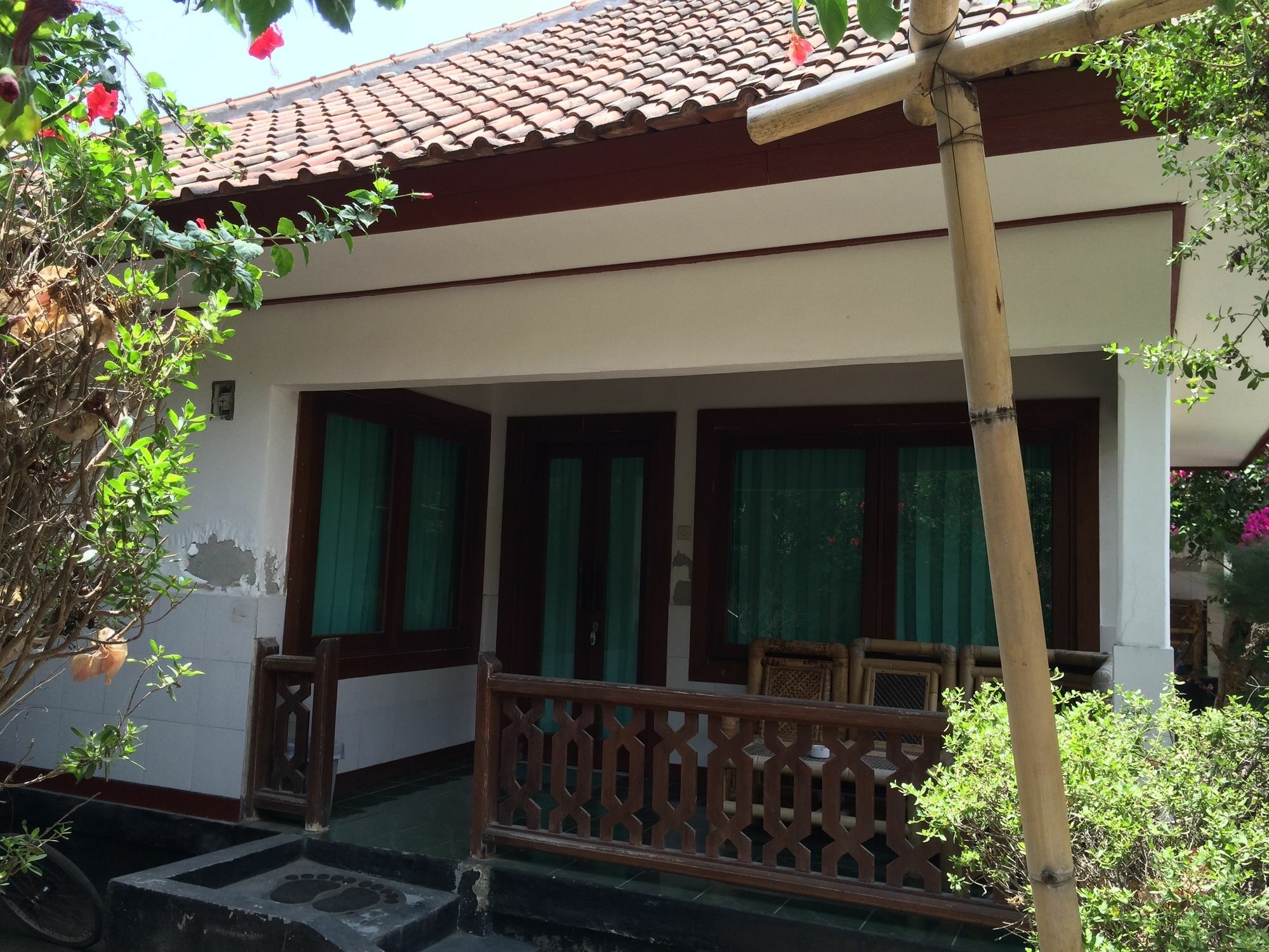 Coral Beach 2 Bungalow ギリ・トラワンガン エクステリア 写真
