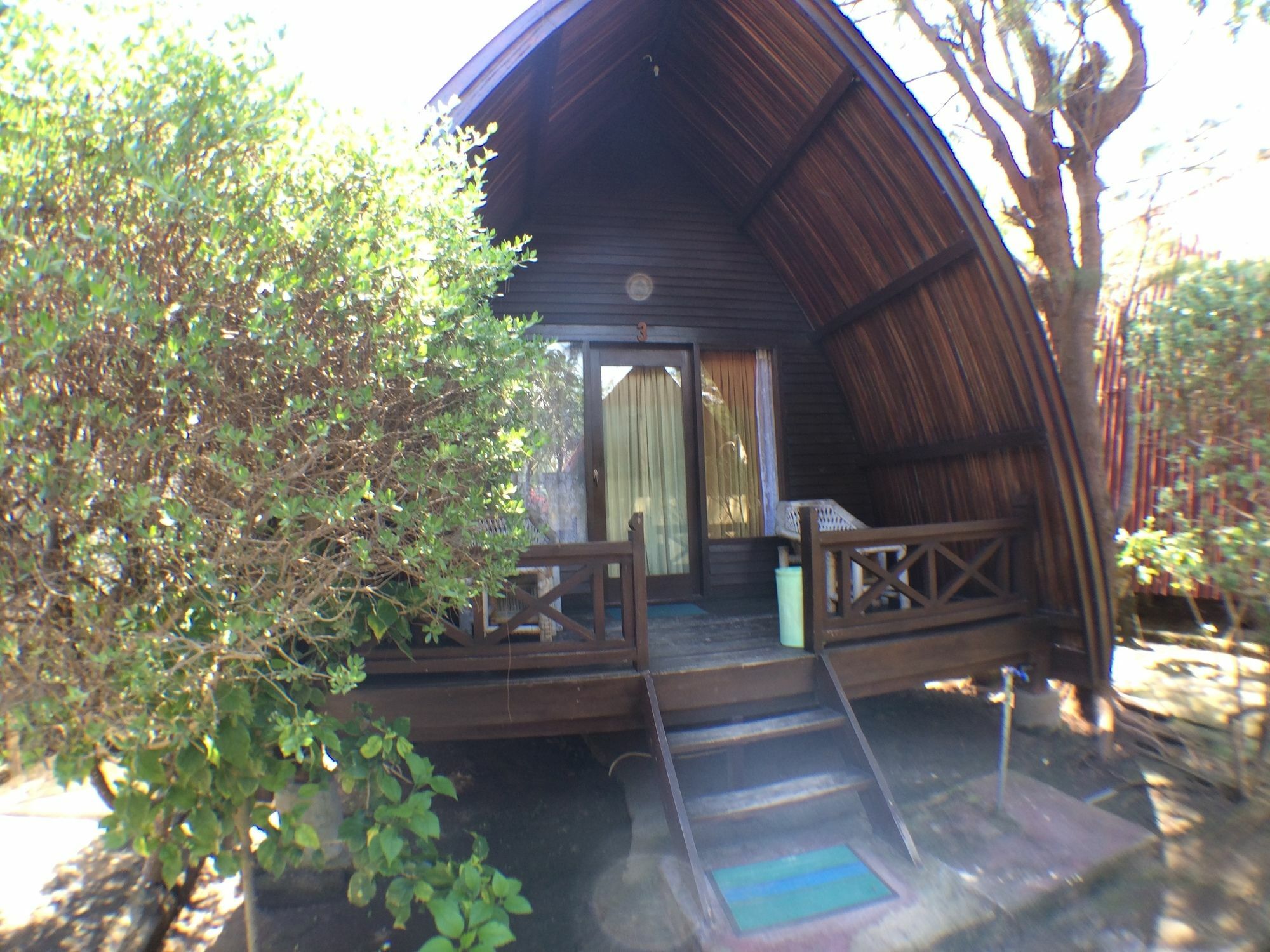 Coral Beach 2 Bungalow ギリ・トラワンガン エクステリア 写真