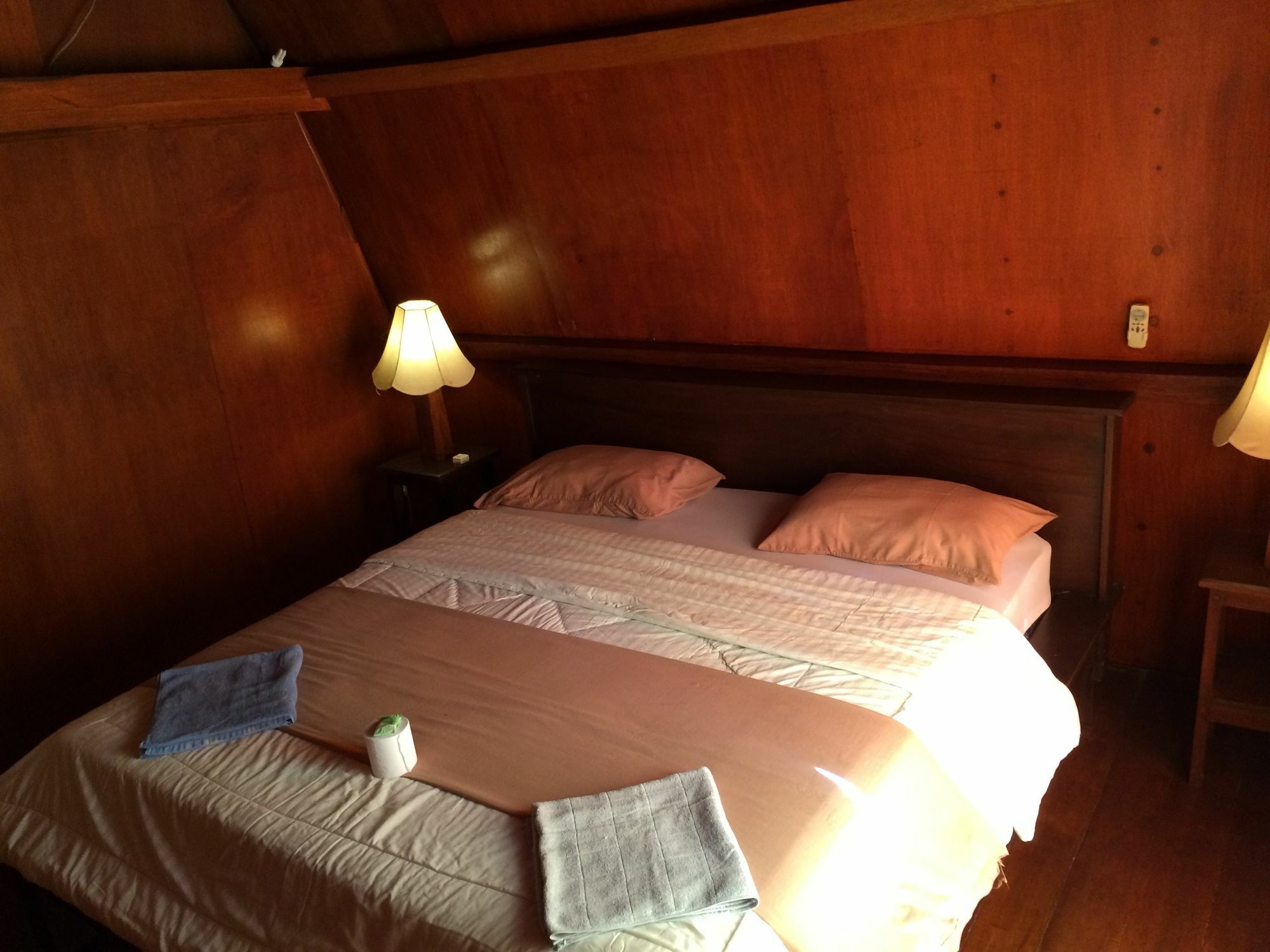Coral Beach 2 Bungalow ギリ・トラワンガン エクステリア 写真